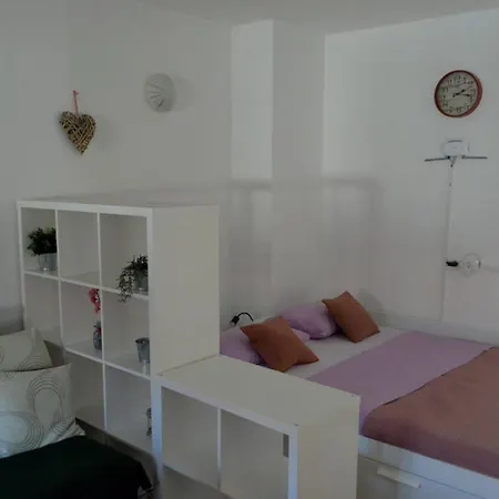 Luka Apartament *